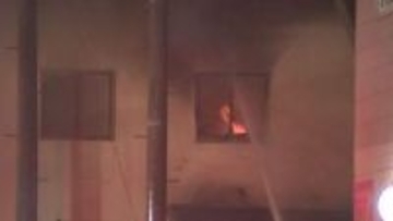 「2階西側から煙が出ている…」帯広市のアパートで火事火元とみられる一室から遺体　身元確認急ぐ