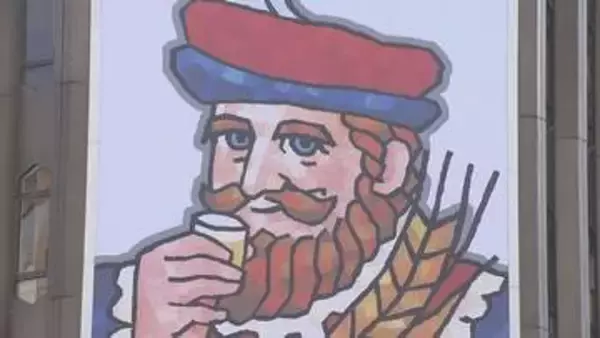 「優しい感じ?」札幌すすきの「ニッカおじさん」13年ぶり5代目にリニューアル　ブラックニッカ誕生70周年で