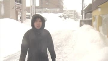 大雪の影響で臨時休校345校、JR・空の便も運休・欠航が相次ぎ道央圏で交通大混乱　路面状況の悪化に警戒を