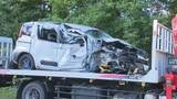 「【速報】「足が挟まっている人がいる」旭川の国道でトラックと乗用車が衝突　6人病院搬送」の画像1