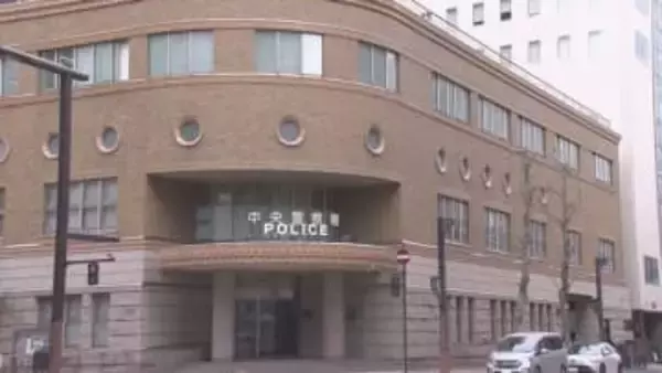 共同住宅の窓ガラス割り侵入　就寝中の女性に性的暴行しスマホなどを奪った疑い　男（49）逮捕　札幌