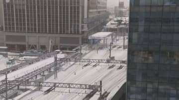 【交通情報】JR特急28本含む295本運休、函館線一部見合わせも夜間再開見込み バスは一部運休も徐々に再開へ