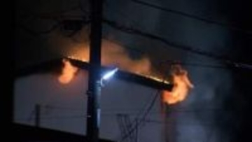 函館市東山　一般住宅で火災　70代の男性が内部に取り残されているか