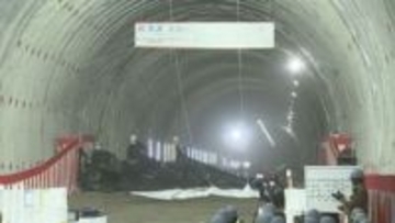 「着実に開業に向け」北海道新幹線・札幌延伸工事が前進　赤井川村と倶知安町を結ぶ二ツ森トンネルが貫通