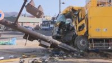 北海道遠軽町　交差点で清掃車とワンボックスカーが出合い頭に衝突　3人けが