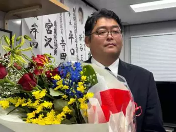 府中市長選挙 前府中市教育長の荻野氏（無・新）が初当選