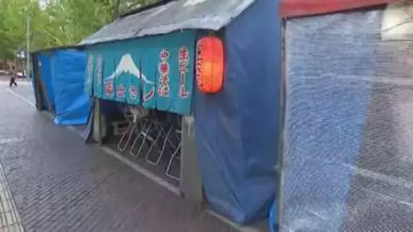 広島・呉市　赤ちょうちんがゆらめく屋台通り