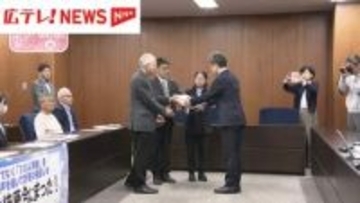 高校再編案 市民団体が見直し求め署名提出　広島