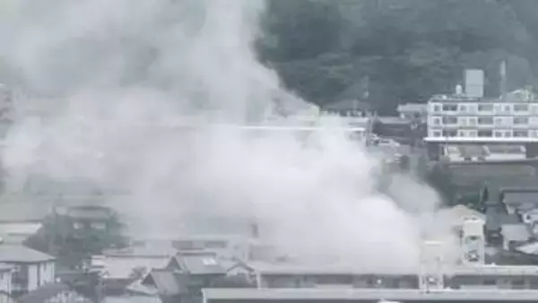 【速報】広島市安佐北区亀崎の県営住宅で火災