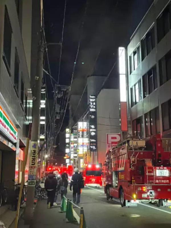 【速報】広島市中心部でビル火災　消防が消火活動　ケガ人有無は確認中