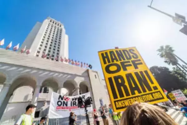 イラン攻撃に「賛成」のアメリカ人は27%。過半数が軍事力行使は「行き過ぎ」と回答