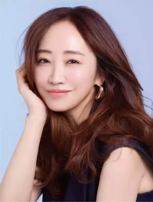 美容家・神崎恵、眉メイク法の“逆転発想”に「天才すぎます」の声『描くのが難しいなら消しちゃえ！』