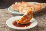「【餃子のタネにはコレ混ぜて】お店のようなジュワッと感に。「試してみます」「知らなかった～」と反響」の画像1
