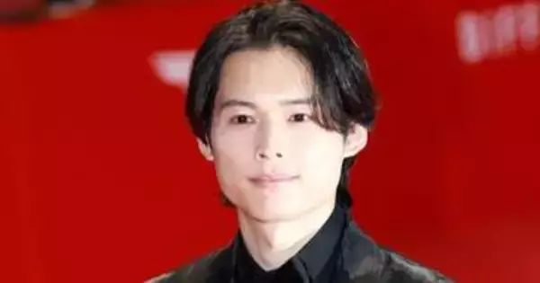 松村北斗、“オレンジヘア”で印象激変！⇨「髪色びっくりした」「めっちゃ似合ってる！」と反響
