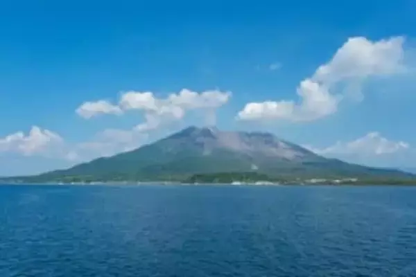 鹿児島・桜島が「爆発」。国交省が動画を公開、「迫力がすごい」「AIか」と驚きの声【回顧】