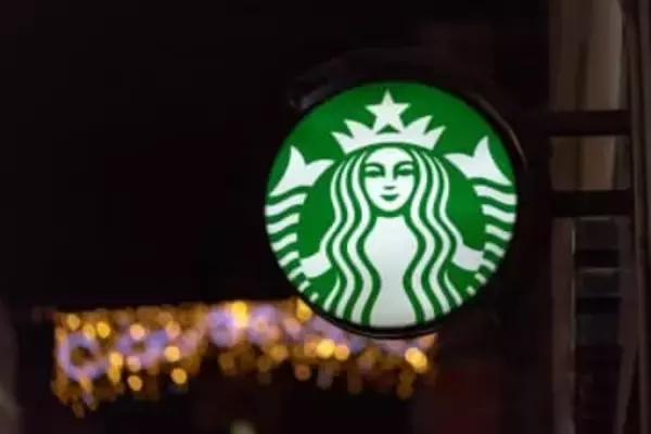 スタバの新作タンブラーの価格に「財布が溶ける」と反響。1万9500円でも即完売。販売当日から転売も