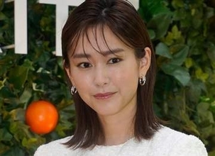 桐谷美玲、河北麻友子との“平成プリクラ”が話題⇨「平成当時と変わらん」「エモすぎて幸せ」結婚8周年も報告
