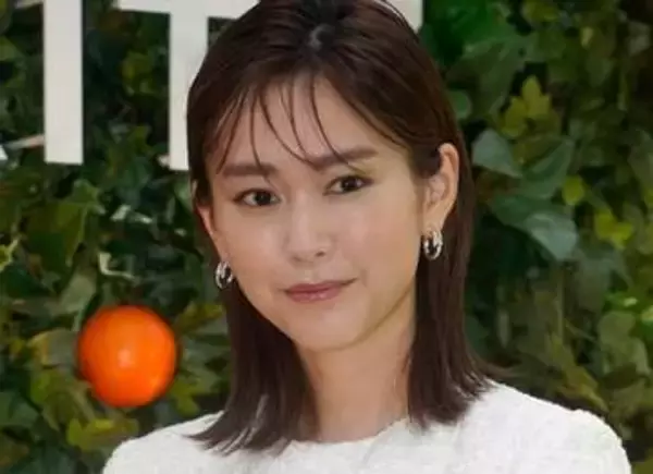 桐谷美玲、河北麻友子との“平成プリクラ”が話題⇨「平成当時と変わらん」「エモすぎて幸せ」結婚8周年も報告