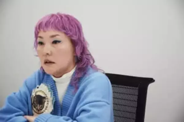 笑いの中に辛い現実を。キャリアと出産の板挟み描く『You Cannot Be Serious!』が問う、女性の人生と「もう一つのテーマ」