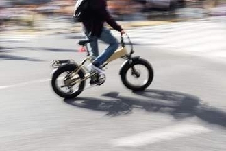 自転車の青切符で「知らなかった違反」1位は“あの運転”。5人に1人が誤解、TOP5に「妨害」「逆走」も
