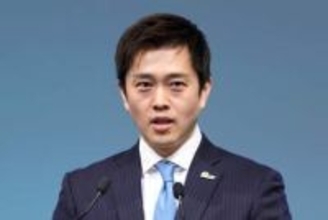 吉村知事、恋リア『恋愛病院』鑑賞会での「顔で1番美しい」発言に波紋。公人の外見評価に批判も