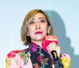 蜷川実花が歴史的街並みを撮るとこうなる「異世界感がすごい」「何かが起こりそうな空」