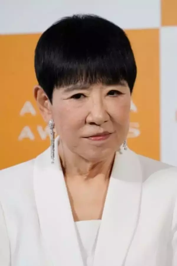 和田アキ子、スタッフへの差し入れ「手作りカレー」公開。肉2キロ・ジャガイモ16個の“超ド級分量”に反響