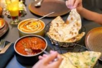 行きつけのインドカレー屋も閉店してしまうかも… 資本金500万円→3000万円に引き上げた省令改正に1万人が声を上げる理由