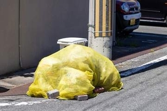 清掃員が頭を抱える“生ごみ汁”⇒現場の惨状に「ひどすぎる」の声。こうするだけで悪臭防止・ごみ減量になる