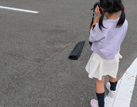 小2が一眼レフで父の愛車を撮るとこうなる⇨仕上がりに「構図が天才的すぎる！」と反響