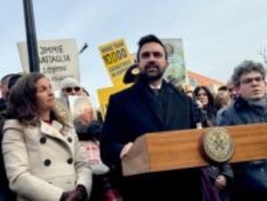 ベネズエラ攻撃は「戦争行為だ」。NYマムダニ市長がトランプ大統領を非難