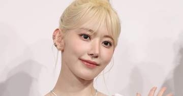 LE SSERAFIM宮脇咲良、ピンクヘアからガラリとイメチェン。LAでの自然体ショットに「今の髪色も素敵」