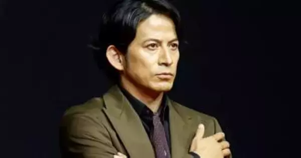 岡田准一、山下智久の芸能活動30周年を祝福⇒貴重な2ショットに「画力つっっっよ」「素敵な関係」の声