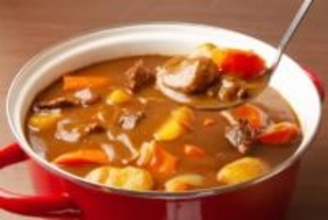 「海自最大の機密が公開された」。テンション上がる“海自カレー”、自衛隊がレシピ動画を投稿