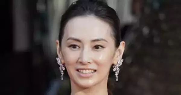 北川景子、40歳の誕生日を祝い高橋光臣が手作りしてくれたケーキに感激。大喜びの一部始終をDAIGOが撮影