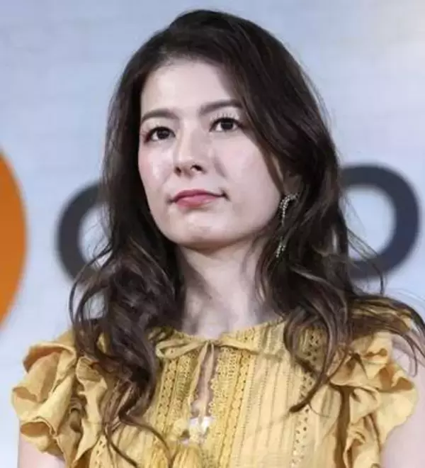 スザンヌ、ZARAの夏のセール品を大量購入⇨3950円“ミニ丈ワンピ”に「素敵！」「似合ってる」の声