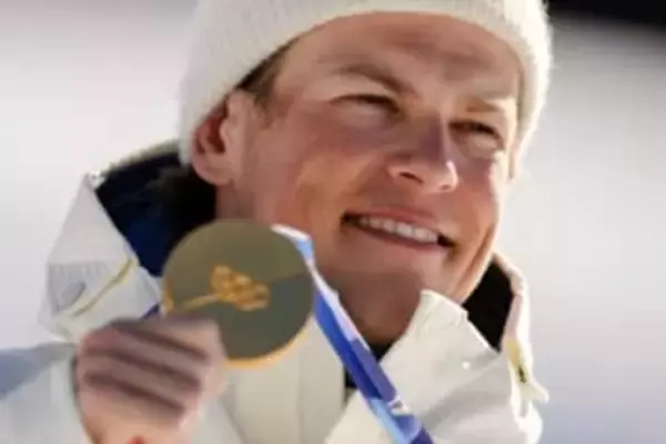 “6連”金メダル写真の画力が強すぎて「もはやAI」。「史上最強」ノルウェー選手の投稿が話題