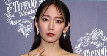 吉岡里帆が黒柳徹子の“玉ねぎヘア”にするとこうなる⇒「お似合い」「若かりし日のキュートな黒柳さん」と反響