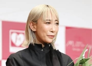 蜷川実花が撮った、島根の水上花火が「肉眼より綺麗」と話題。「なんでこんなに美しく撮れるの？」と感動の声【2025年回顧】