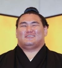 横綱・豊昇龍に届いた超特大荷物の中身とは？横綱の行動に「その姿見たい」と反響