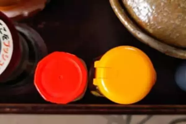 瓶の蓋、こうすれば「拍子抜け」するくらい簡単に外せる。ゴミ清掃芸人が紹介、「すごい…」の声