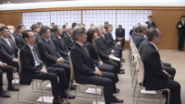 県職員退職者へ辞令交付 　達増知事「岩手の可能性は大きく広がった」【岩手】