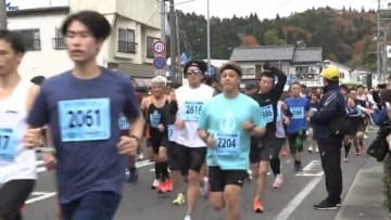 走り終えたランナーには地元産のサンマやサケ料理をお振舞　クマ対策も実施で恒例のマラソン大会開催　岩手・宮古市