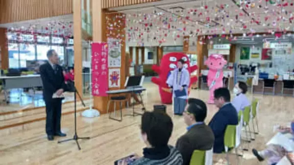 商店や民家に伝わるひな人形を展示　遠野町家のひなまつり始まる　セレモニーでは園児たちの歌も　岩手