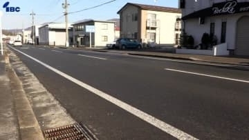飲食店に向かう途中で乗用車にはねられた70代男性が死亡　「交通死亡事故多発注意報」発令中の事故　岩手・大船渡市