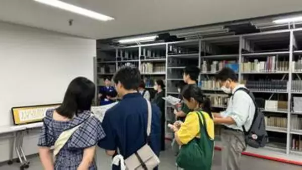 「普段、見られないのでせっかくだから来たいと思って来ました」岩手県立図書館が普段は入ることができない集密書庫を特別開放　盛岡市