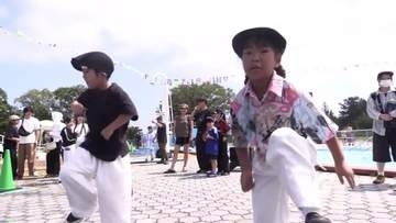 屋外プールを会場に小学生から高校生のダンサーが即興で披露　宮古市でダンスバトル大会　岩手
