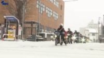 岩手県内で昨年比7～8割の294万通　年賀郵便の配達スタート　盛岡中央郵便局