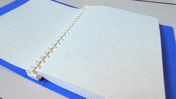 点字・拡大文字の電話帳321部贈呈　目の不自由な人の暮らしの支えに　病院や警察など1000件掲載　盛岡市