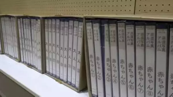 思い出と再会　津波で流された写真5万枚の返還会開催　幼いころの従姉妹見つけて「うれしい」　岩手